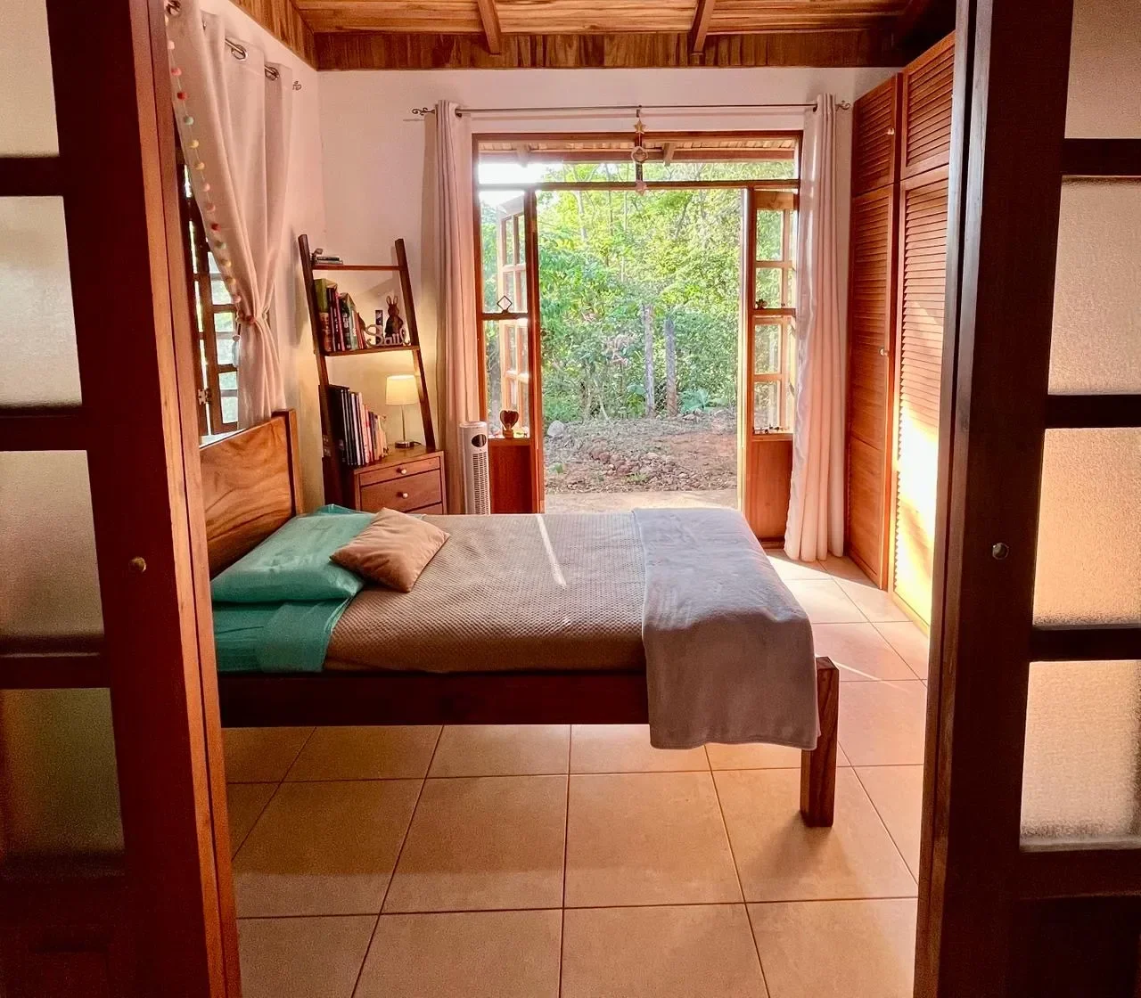 Eco Yoga Farm in Turrubares built upon 9640m2 land photo 6