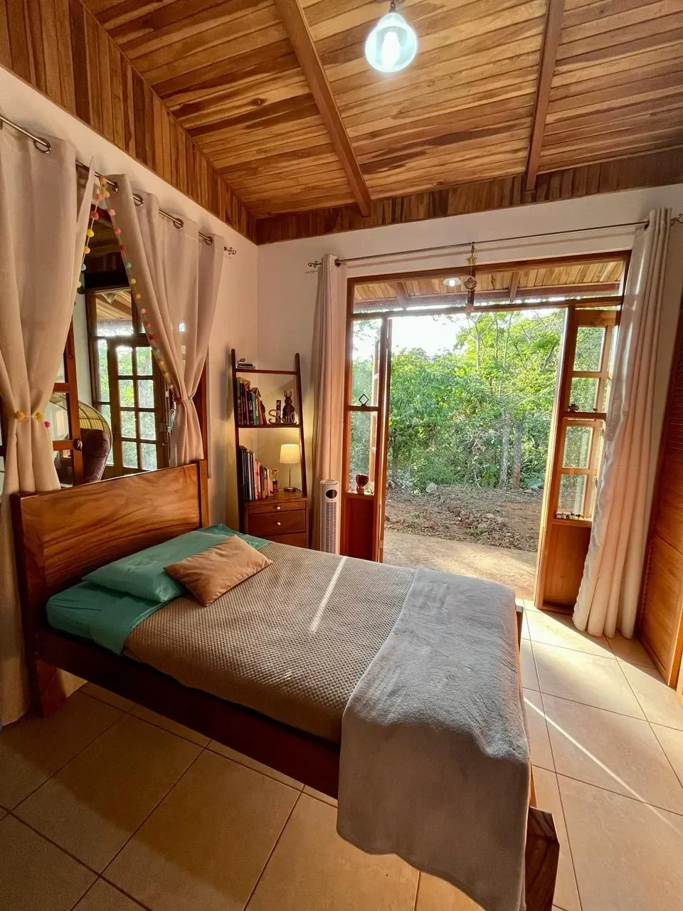 Eco Yoga Farm in Turrubares built upon 9640m2 land photo 7