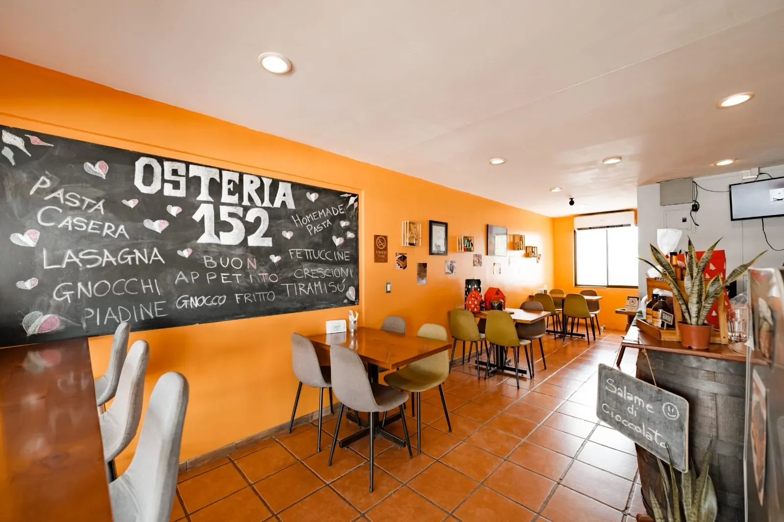 established-restaurant-business-in-the-heart-of-villareal