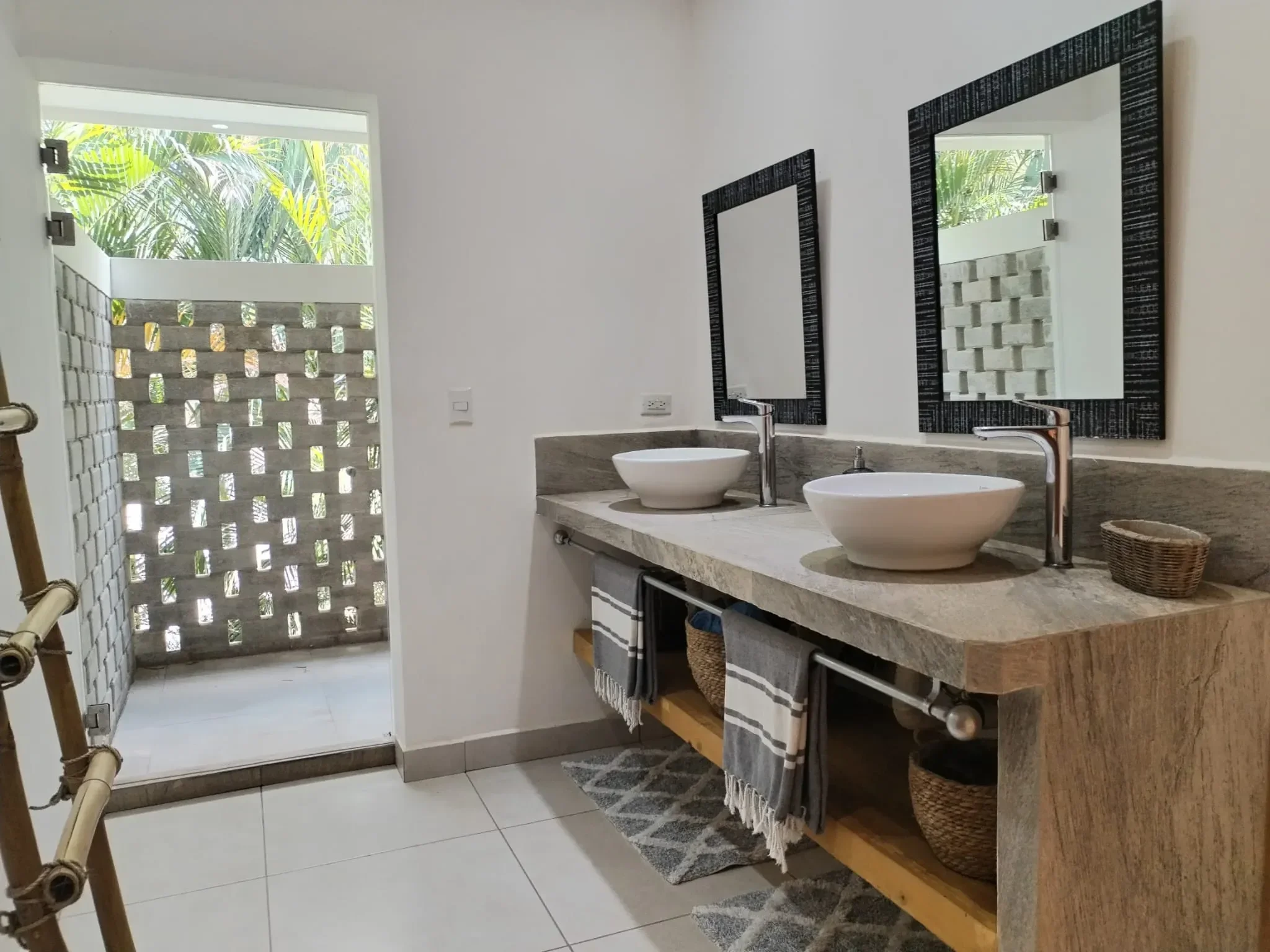 Casa Crucero Verde: Great ROI 4 story villa located in a very exclusive gated community of Tamarindo photo 26