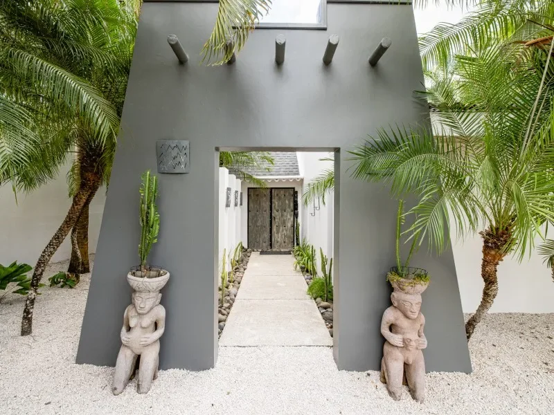 Modern and spacious 3 bedroom villa on a large size lot located near Tamarindo photo 11