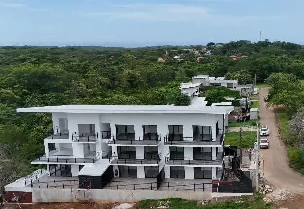 pre-sale-affordable-condominium-for-sale-in-the-center-of-tamarindo