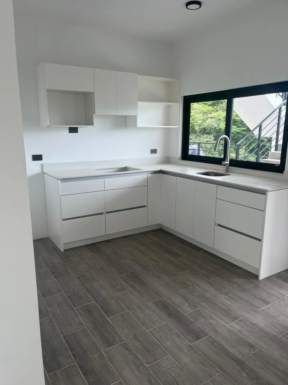 pre-sale-affordable-condominium-for-sale-in-the-center-of-tamarindo