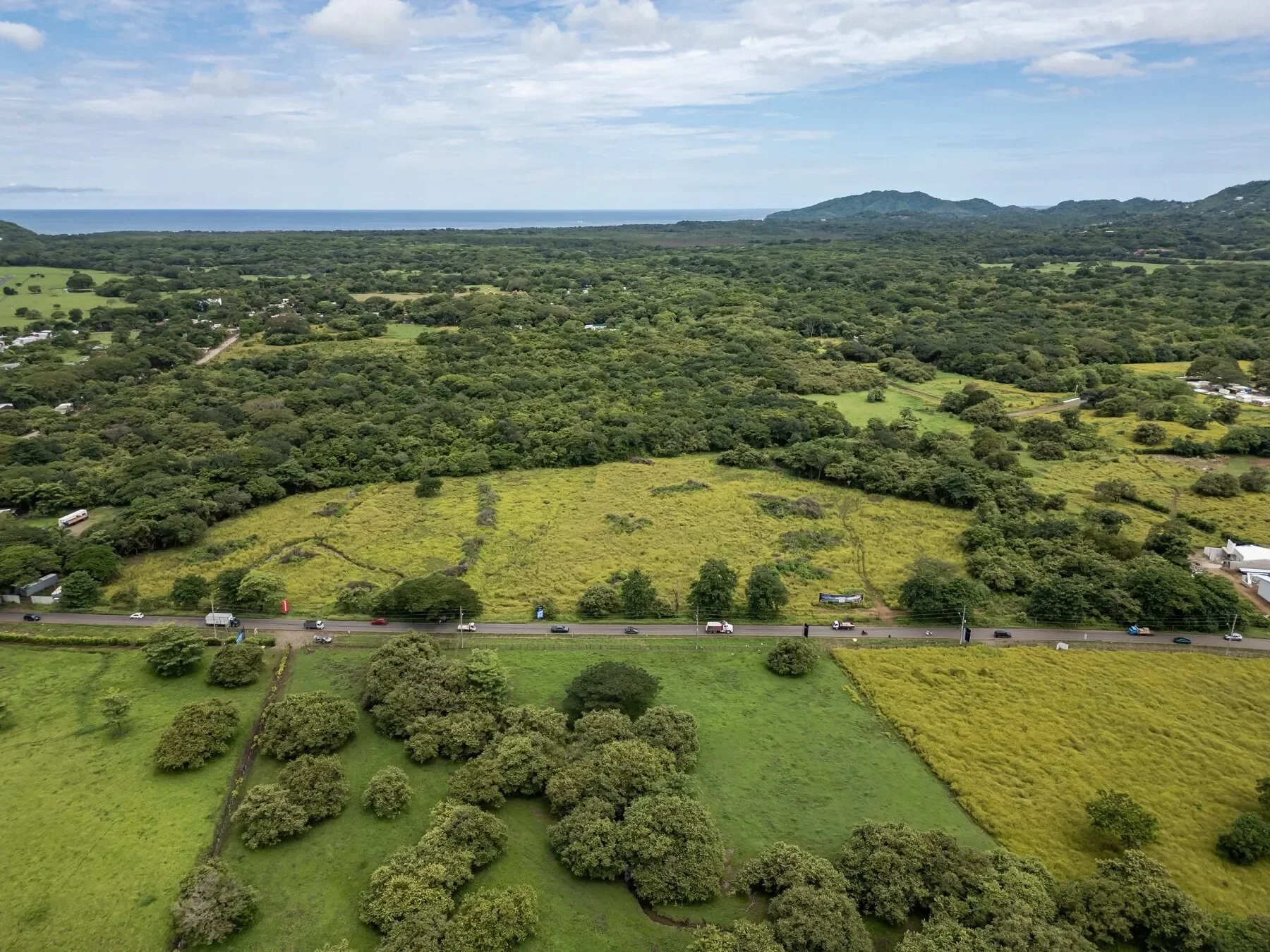 Prime Mixed-Use Lot 1 HA or 5000m2 Development Opportunity in Santa Rosa, Tamarindo
