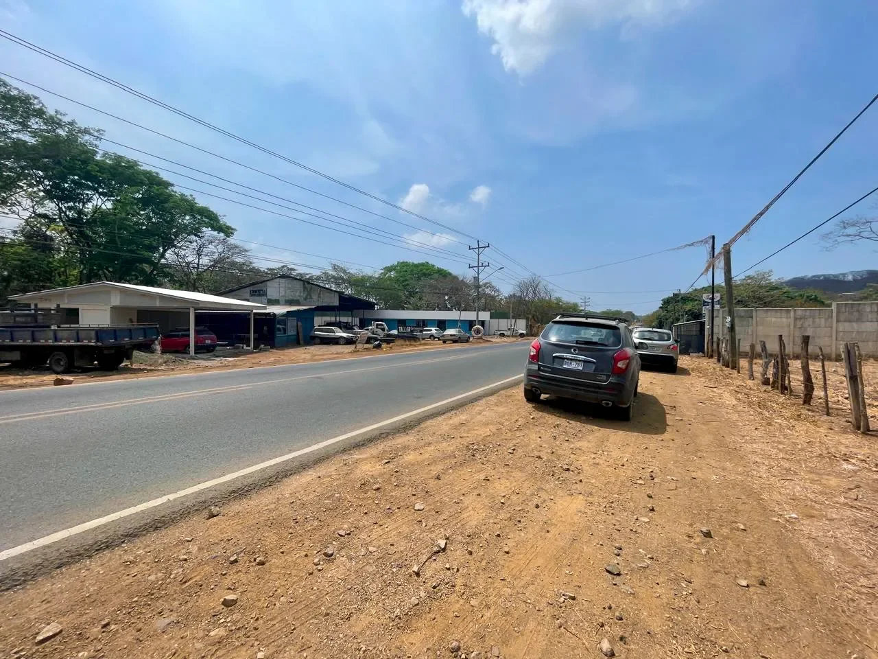 ready-to-build-mixed-use-lot-of-3561-m2-in-huacas