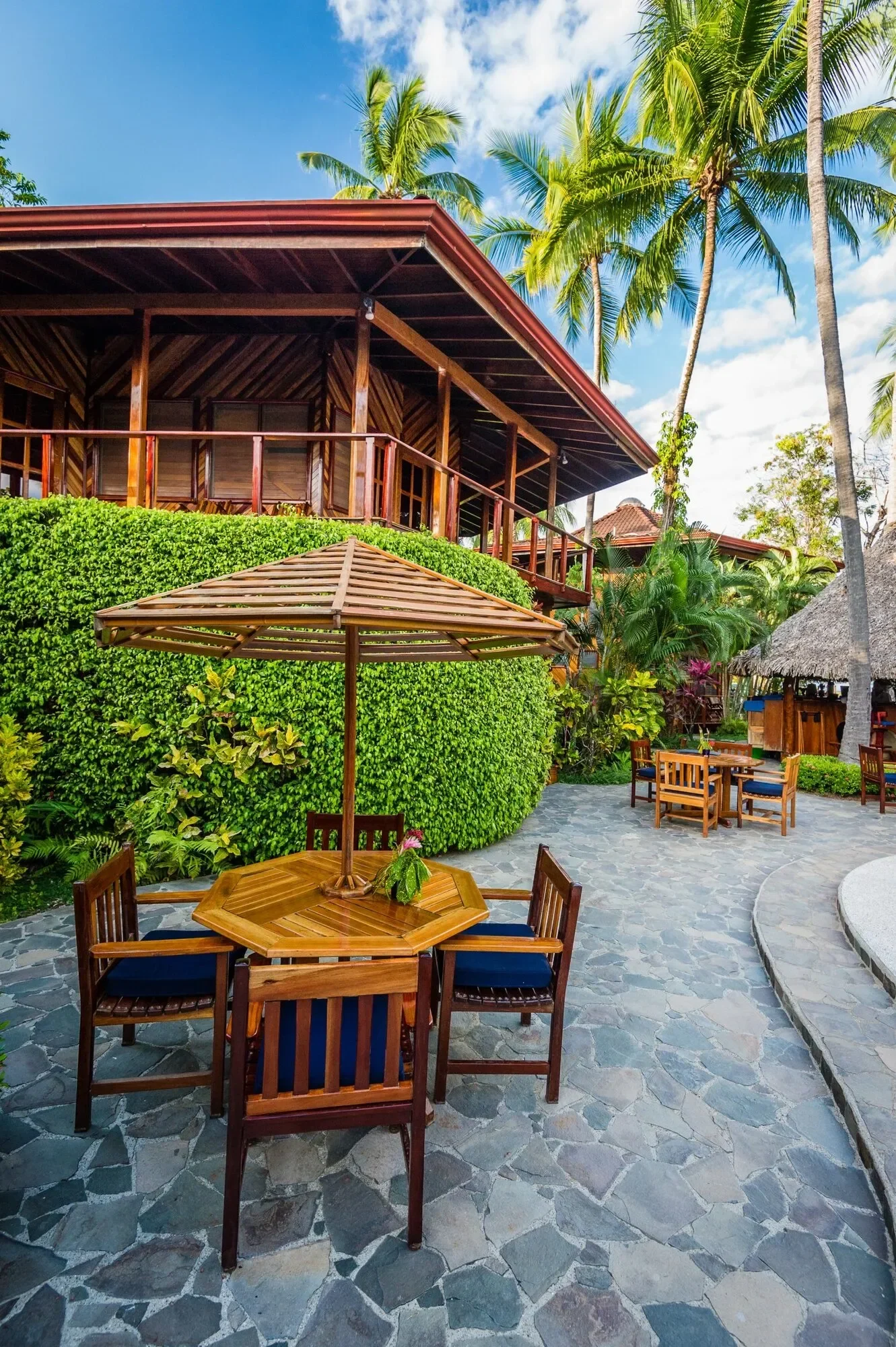 Tambor Tropical: Titled Beach Front Hotel in Playa Tambor and 2 hectares land