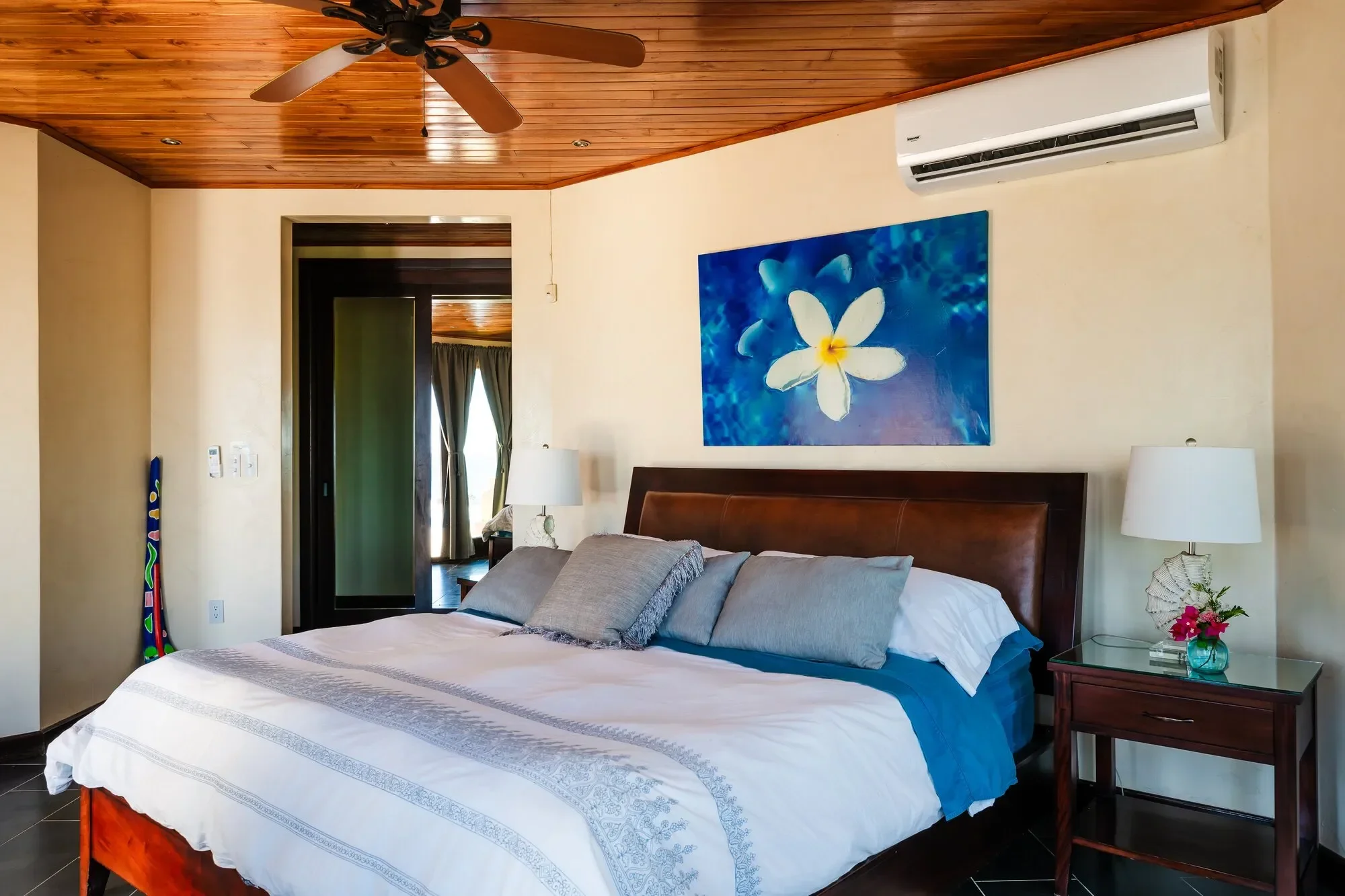 Welcome to Villa Esperanza: A Beachfront Oasis in Playa Negra for Sale photo 14